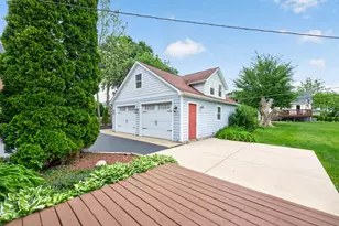 7339 S Park Ave, Burr Ridge, IL 60527 - Photo 22