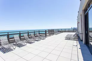 2650 N Lakeview Ave, Chicago, IL 60614 - Photo 26