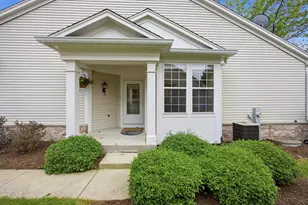 23 Brixton Ct, Algonquin, IL 60102 - Photo 2
