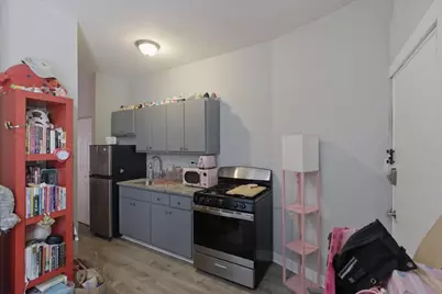 5018 S Blackstone Avenue #202, Chicago, IL 60615 - Photo 2