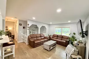 6705 Pheasant Trail, Cary, IL 60013 - Photo 4