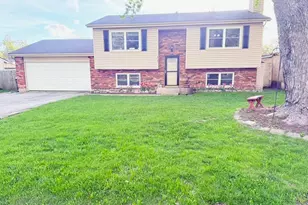 6705 Pheasant Trail, Cary, IL 60013 - Photo 2