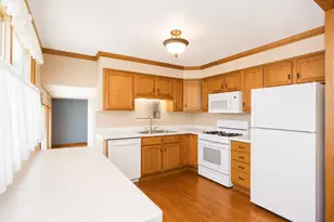 1359 E Dorothy Dr, Palatine, IL 60074 - Photo 14