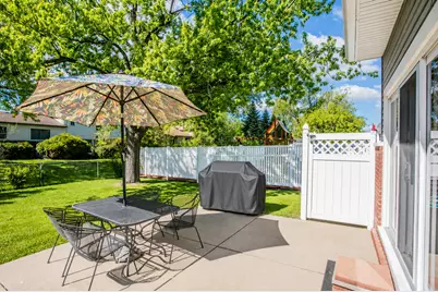 1359 E Dorothy Drive, Palatine, IL 60074 - Photo 4