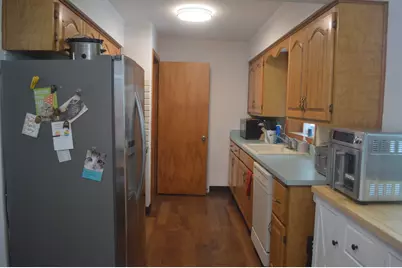 17719 Burnham Avenue, Lansing, IL 60438 - Photo 6