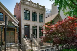 1633 N Wolcott Ave, Chicago, IL 60622 - Photo 1