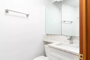 5610 N Kenmore Ave, Chicago, IL 60660 - Photo 12
