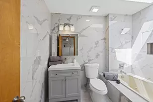 725 N 8th Ave, Addison, IL 60101 - Photo 12