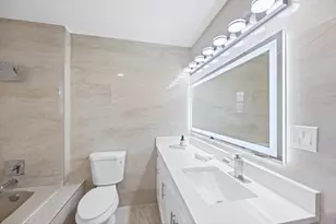 725 N 8th Ave, Addison, IL 60101 - Photo 16