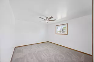 725 N 8th Ave, Addison, IL 60101 - Photo 14
