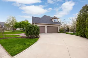 39W514 Bealer Cir, Geneva, IL 60134 - Photo 52