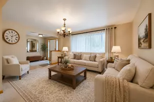 12152 Forest View Dr, Orland Park, IL 60467 - Photo 4