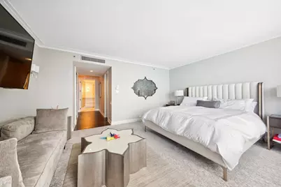 180 E Pearson Street #7203, Chicago, IL 60611 - Photo 16