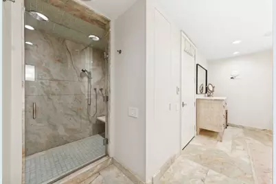 180 E Pearson Street #7203, Chicago, IL 60611 - Photo 18