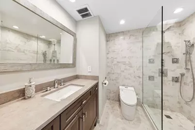 180 E Pearson Street #7203, Chicago, IL 60611 - Photo 24