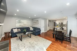 605 Hyde Park Ln, Naperville, IL 60565 - Photo 18