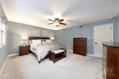 605 Hyde Park Lane, Naperville, IL 60565 - Photo 14