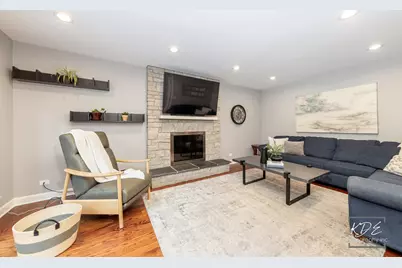 605 Hyde Park Lane, Naperville, IL 60565 - Photo 10