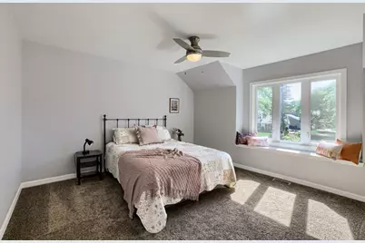 816 Paddock Lane, Libertyville, IL 60048 - Photo 24