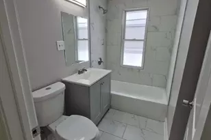 1234 W 72nd St, Chicago, IL 60636 - Photo 4