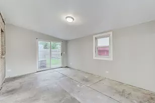 1423 S Cypress Dr, Mount Prospect, IL 60056 - Photo 38