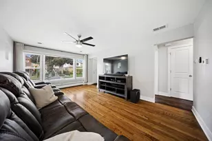 2841 N Neva Ave, Chicago, IL 60634 - Photo 4