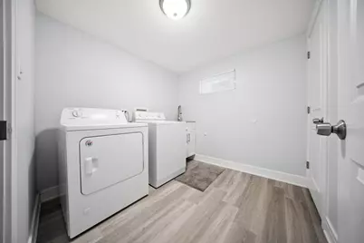 2841 N Neva Avenue, Chicago, IL 60634 - Photo 24