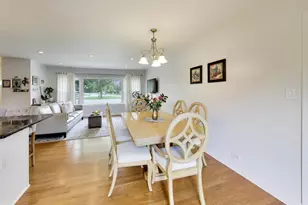 1316 W Plymouth Ct, Arlington Heights, IL 60004 - Photo 6