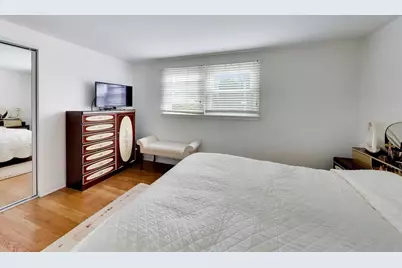 1316 W Plymouth Court, Arlington Heights, IL 60004 - Photo 14