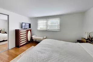 1316 W Plymouth Ct, Arlington Heights, IL 60004 - Photo 14
