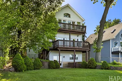 9 Lakeside Lane, Fox Lake, IL 60020 - Photo 2