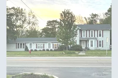 722/724 W Grant Highway, Marengo, IL 60152 - Photo 2
