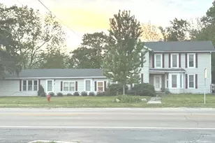 722/724 W Grant Hwy, Marengo, IL 60152 - Photo 2