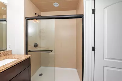 2500 Green Bay Road #403, Evanston, IL 60201 - Photo 6