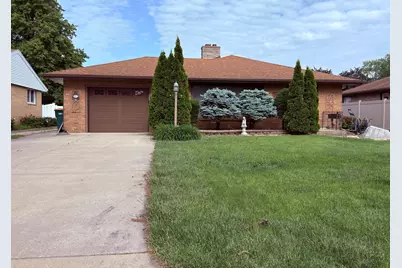 910 Catherine Street, Joliet, IL 60435 - Photo 1