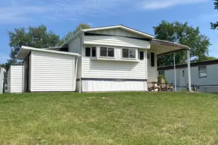 900 Regan Rd, Rock Falls, IL 61071 - Photo 12