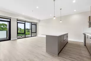 835 Lake St, Oak Park, IL 60301 - Photo 4