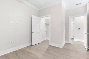 835 Lake St, Oak Park, IL 60301 - Photo 6