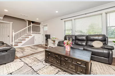 2717 N Atlantic Street, Franklin Park, IL 60131 - Photo 2