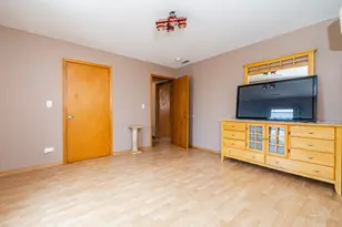 2717 Atlantic St, Franklin Park, IL 60131 - Photo 16