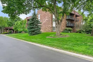 1121 W Ogden Ave, Naperville, IL 60563 - Photo 2
