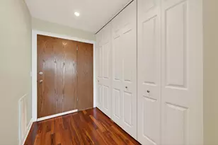 6010 Oakwood Dr, Lisle, IL 60532 - Photo 24