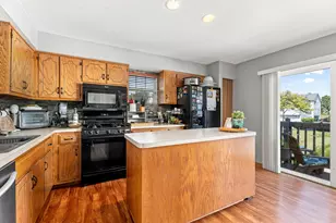 17442 Yakima Dr, Lockport, IL 60441 - Photo 8
