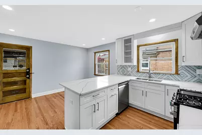 5740 N Lowell Avenue #2, Chicago, IL 60646 - Photo 12