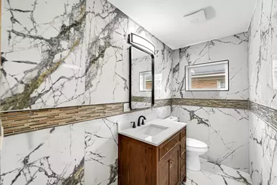 5740 N Lowell Avenue #2, Chicago, IL 60646 - Photo 8