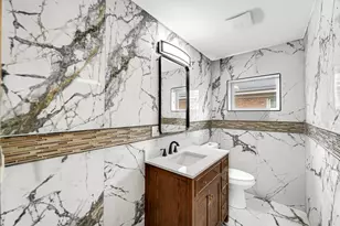 5740 N Lowell Ave, Chicago, IL 60646 - Photo 8