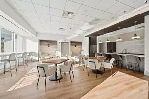512 N McClurg Ct, Chicago, IL 60611 - Photo 28