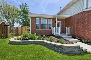 5724 Brosam Dr, Plainfield, IL 60586 - Photo 2