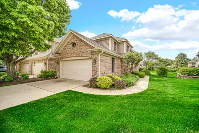 815 King Henry Lane, Saint Charles, IL 60174 - Photo 1