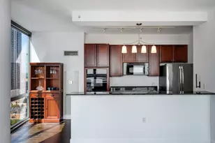 1235 S Prairie Ave, Chicago, IL 60605 - Photo 10